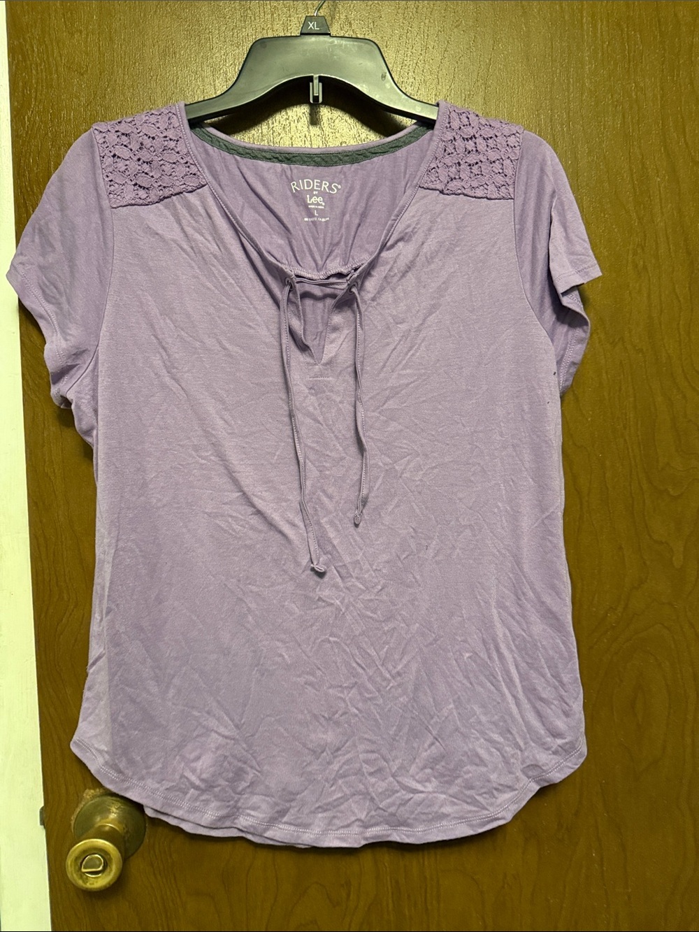 Riders by Lee Purple Tie-Neck Lace Shoulder Top L